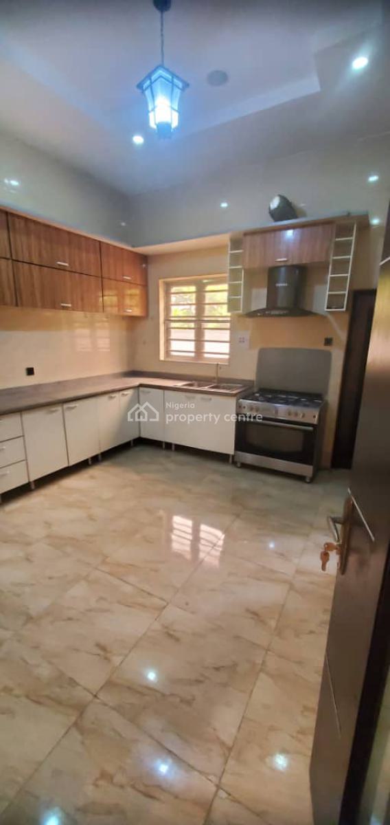 5 Bedroom Fully-detached Duplex with Bq, Chevron, Lekki, Lagos, Detached Duplex for Rent