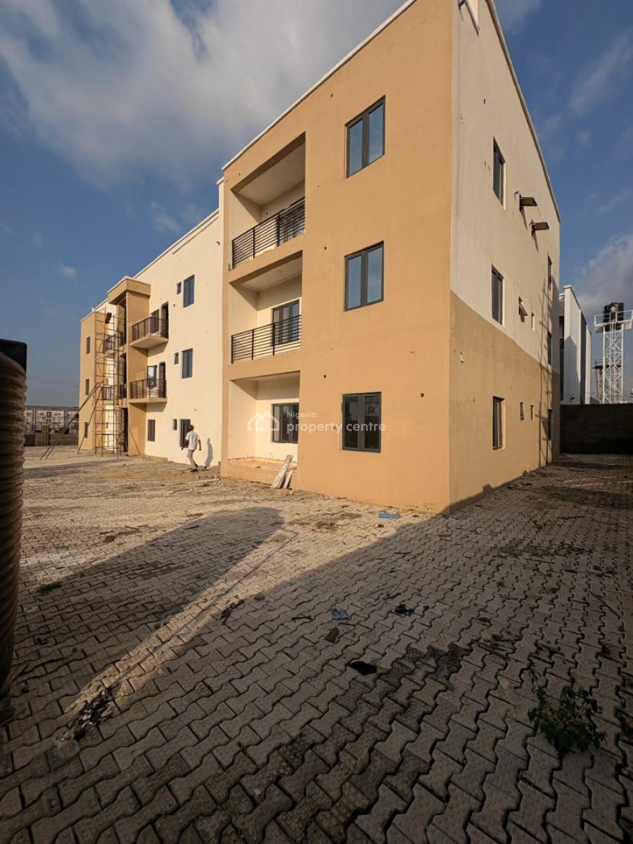 Newly Built 2 Bedroom Flats, Gaduwa, Abuja, Flat / Apartment for Sale