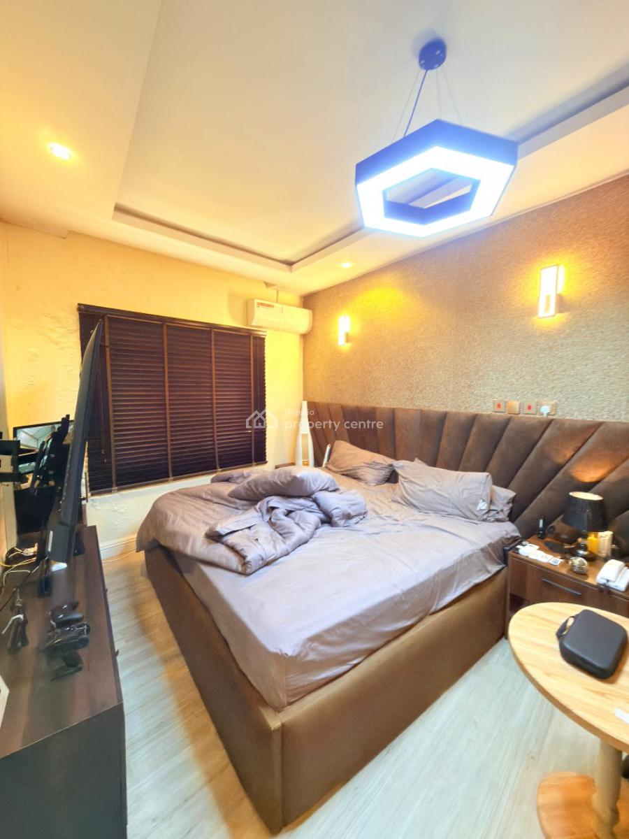 Tastefully Built Standard Furnished 3 Bedrooms Apartment, By Stella Maris, Life Camp, Abuja, Flat / Apartment for Sale