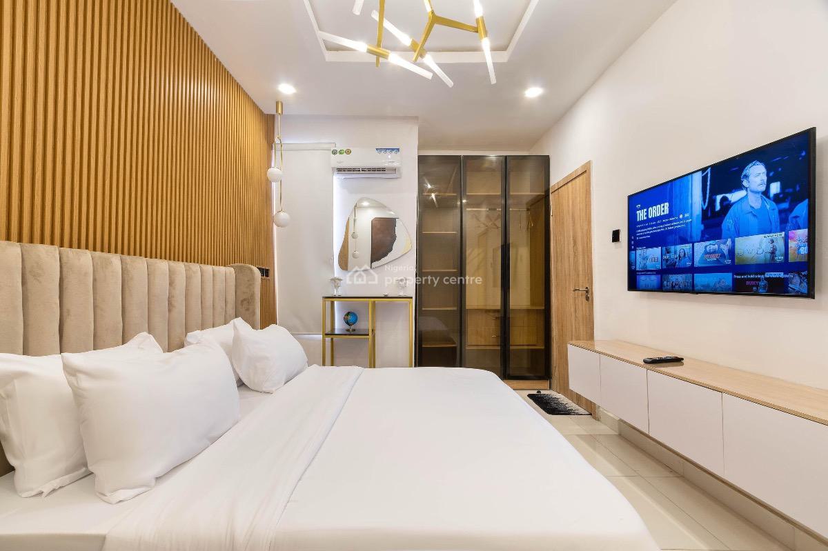 Fresh, Sleek, and Serving Luxury Vibes. This Affordable 2-bedroom Mast, Lekki Phase 1, Lekki, Lagos, Flat / Apartment Short Let