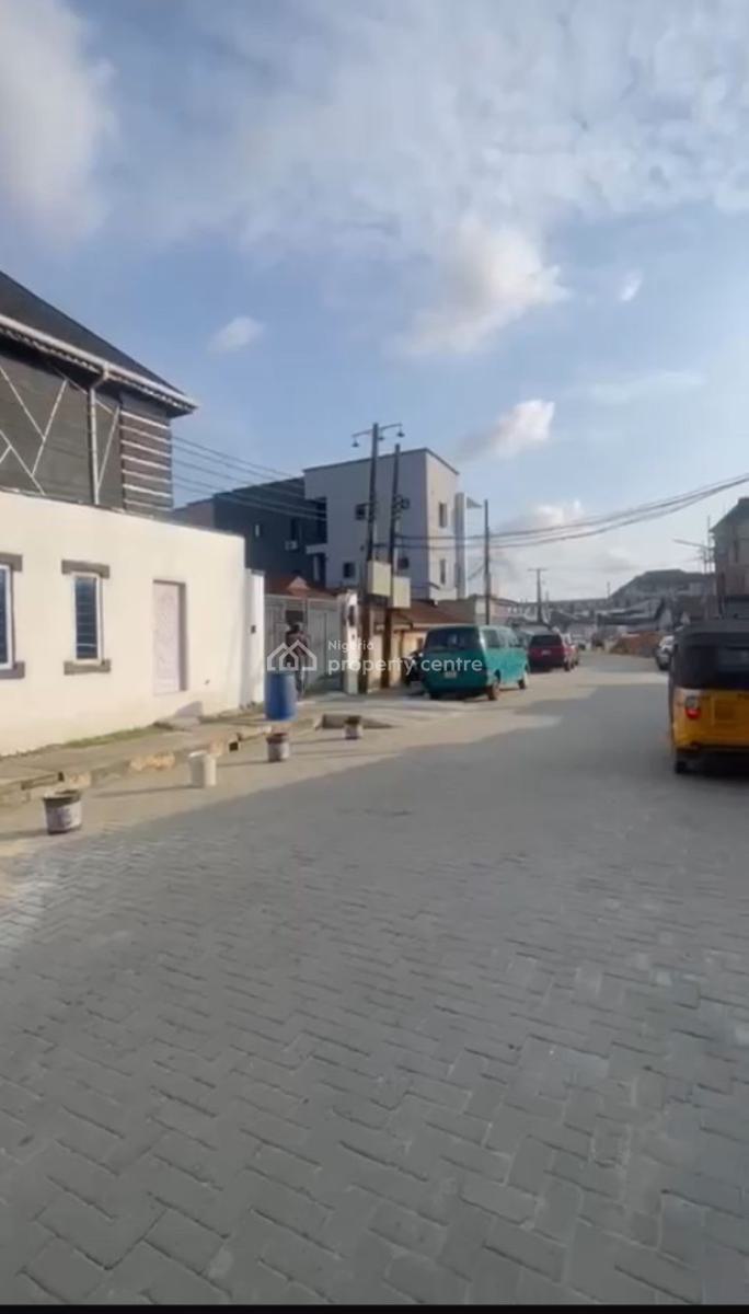 Relatively Newly Built Mini Flat Duplex, Shomolu, Lagos, Terraced Duplex for Rent