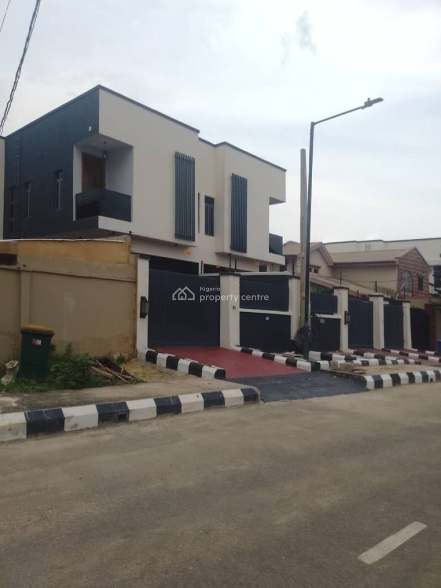 4 Bedroom Semi-detached Duplex, Gra Phase 1, Magodo, Lagos, Semi-detached Duplex for Sale