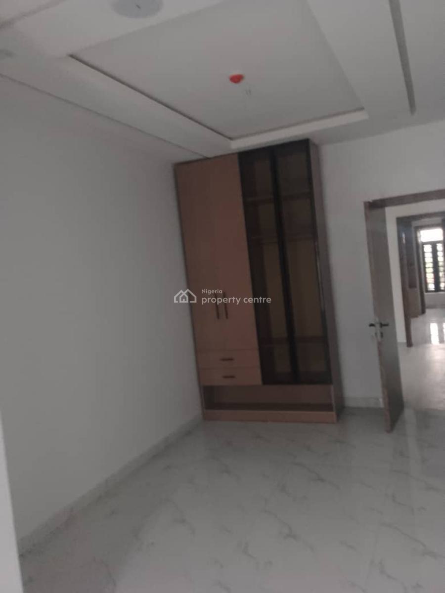 4 Bedroom Semi-detached Duplex, Gra Phase 1, Magodo, Lagos, Semi-detached Duplex for Sale