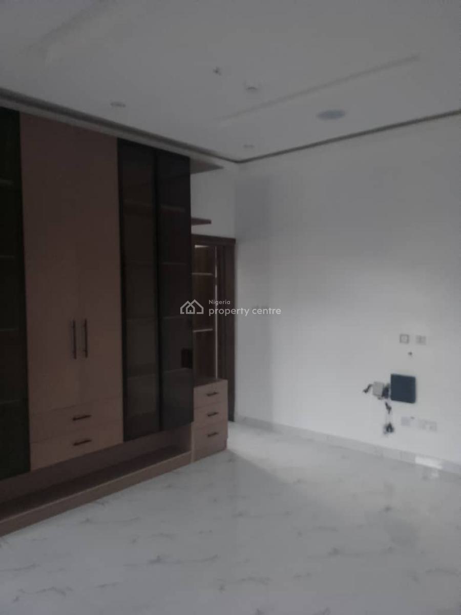 4 Bedroom Semi-detached Duplex, Gra Phase 1, Magodo, Lagos, Semi-detached Duplex for Sale