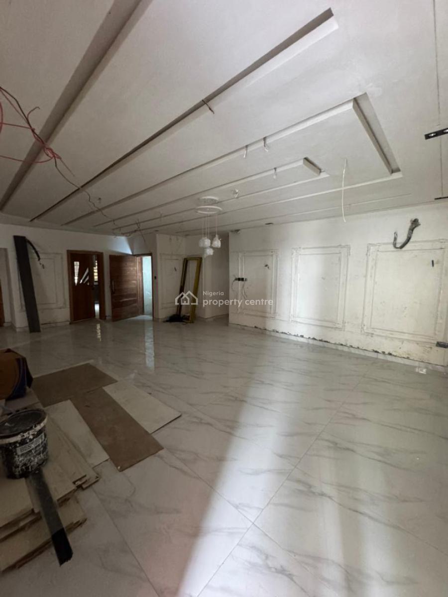 Luxury 3 Bedroom Apartment, Lekki Phase 1, Lekki, Lagos, Block of Flats for Sale