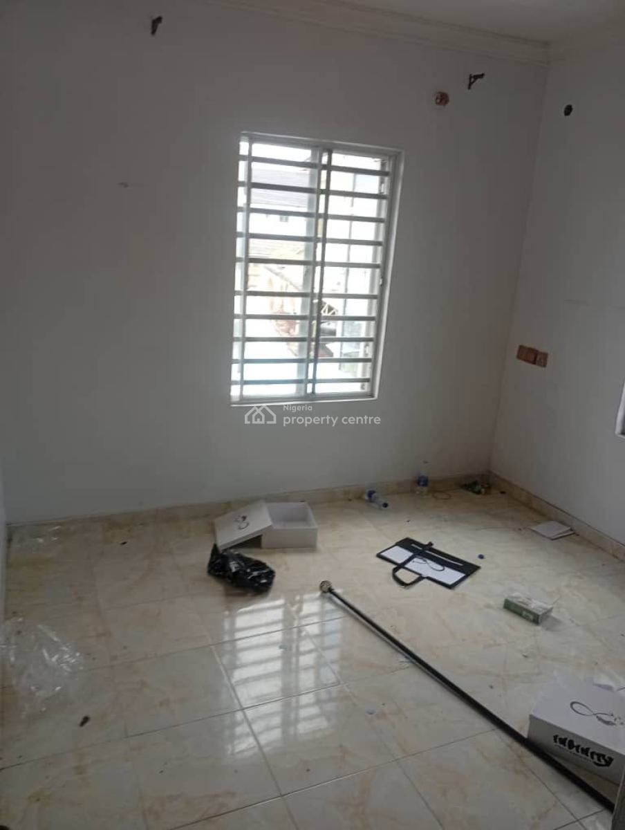Beautiful 2 Bedroom Apartment, Alapere, Ketu, Lagos, Flat / Apartment for Rent