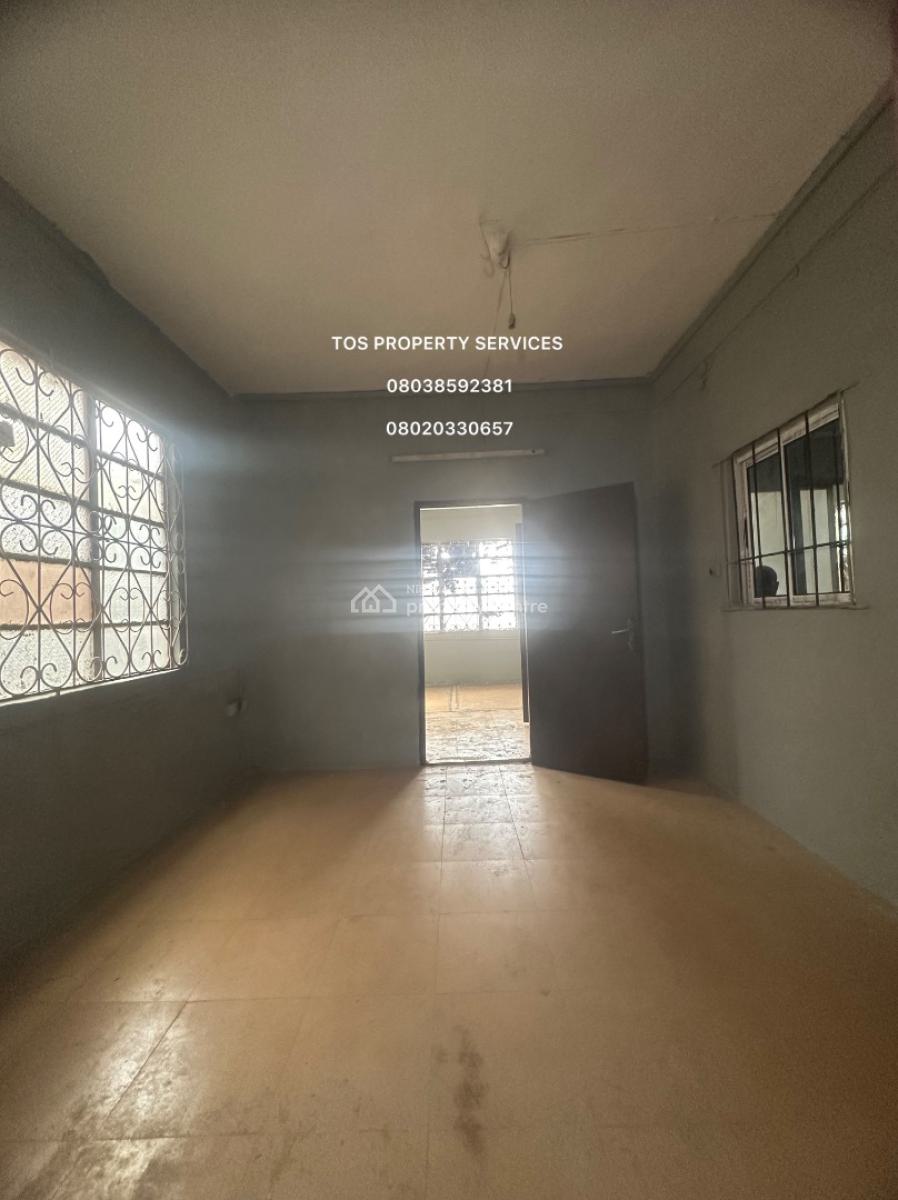 Multiple Rooms Commercial/office, By Herbert Macaulay Way, Yaba, Lagos, Warehouse for Rent