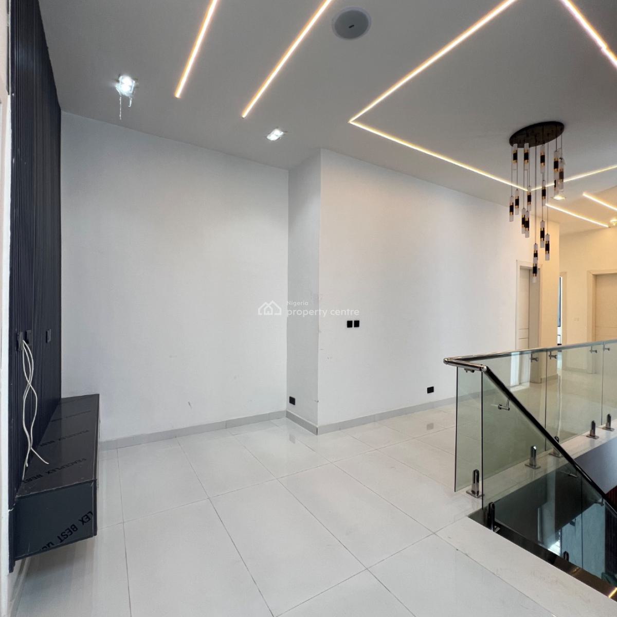 5 Bedroom & Bq, Ikota, Lekki, Lagos, Detached Duplex for Sale