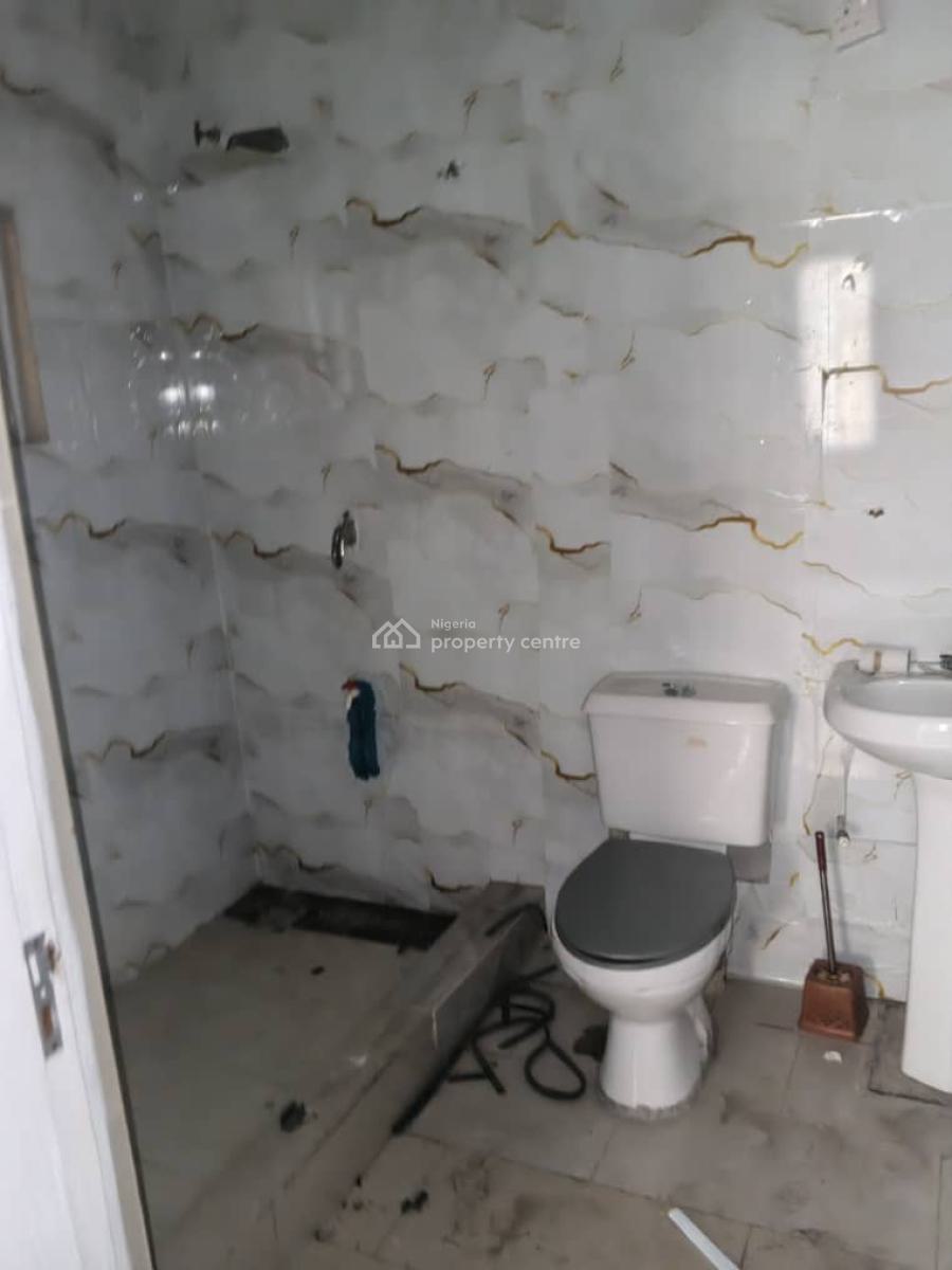 2 Bedroom Flat, Off Toyin St, Ikeja, Lagos, Flat / Apartment for Rent