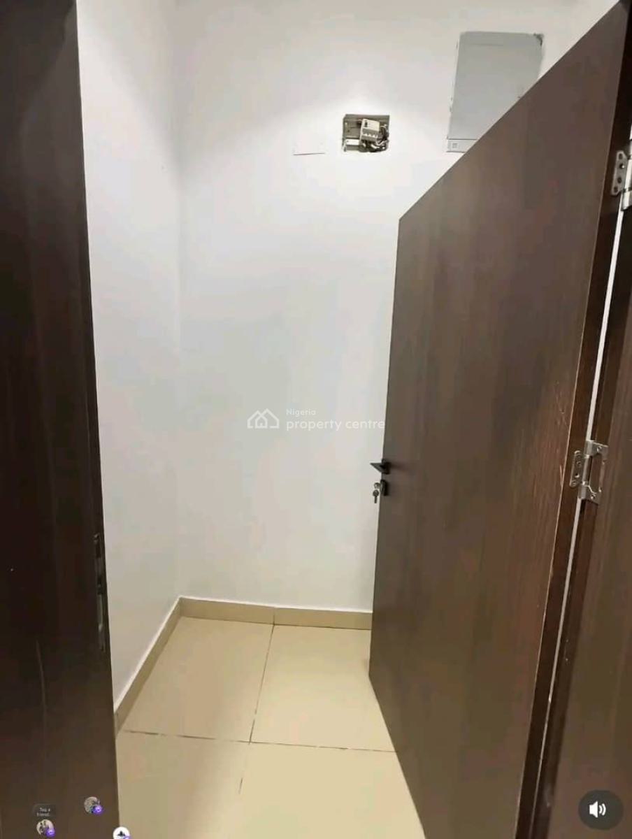 Newly Luxury Service 2 Bedroom Flat with Swimming Pools, Jahi, Abuja, Flat / Apartment for Rent