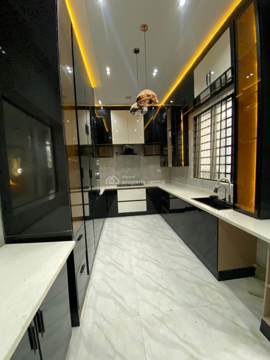 Exquisite 5 Bedroom Terrace Duplex with Bq, Chevron, Lekki Phase 2, Lekki, Lagos, Terraced Duplex for Sale