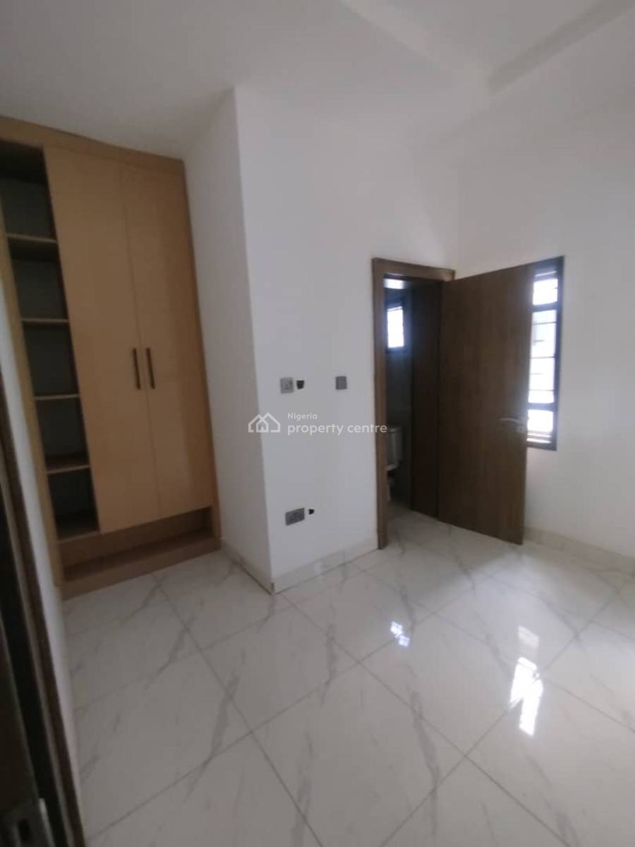 Newly Built Fully Detached 5 Bedroom with Bq Tarred Road, Jahi, Abuja, Detached Duplex for Rent