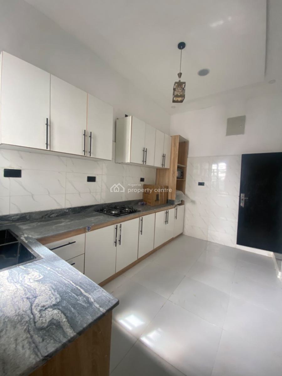 an Executive Four Bedroom Duplex, Spring Fourth Gardens Abraham Adesanya, Lekki Phase 2, Lekki, Lagos, Terraced Duplex for Rent