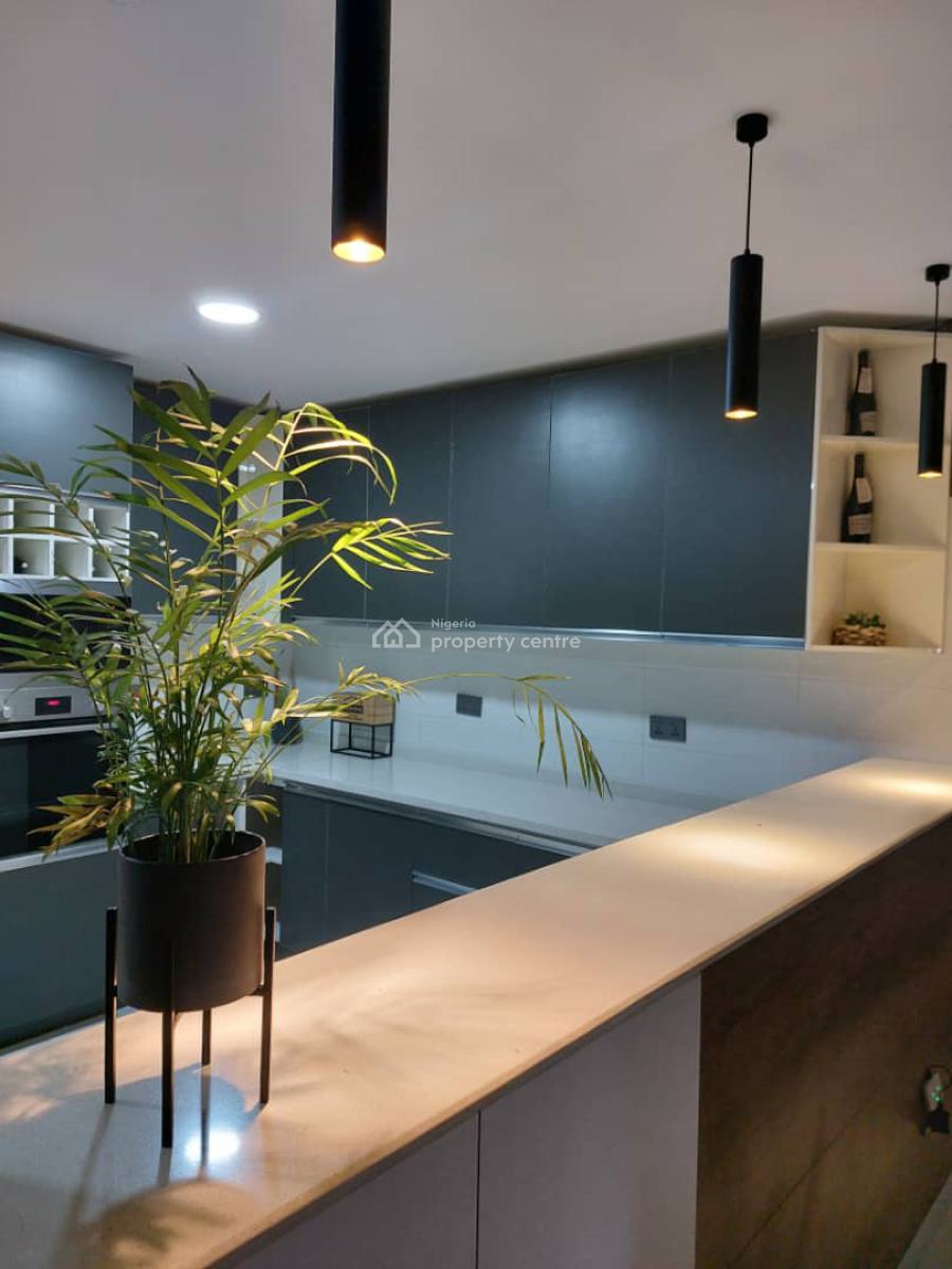 Grandiose Waterfront Three Bedroom Apartment with Pool & Gym, Joneer Court, Admiralty Way, Lekki Phase 1, Lekki, Lagos, Flat / Apartment Short Let