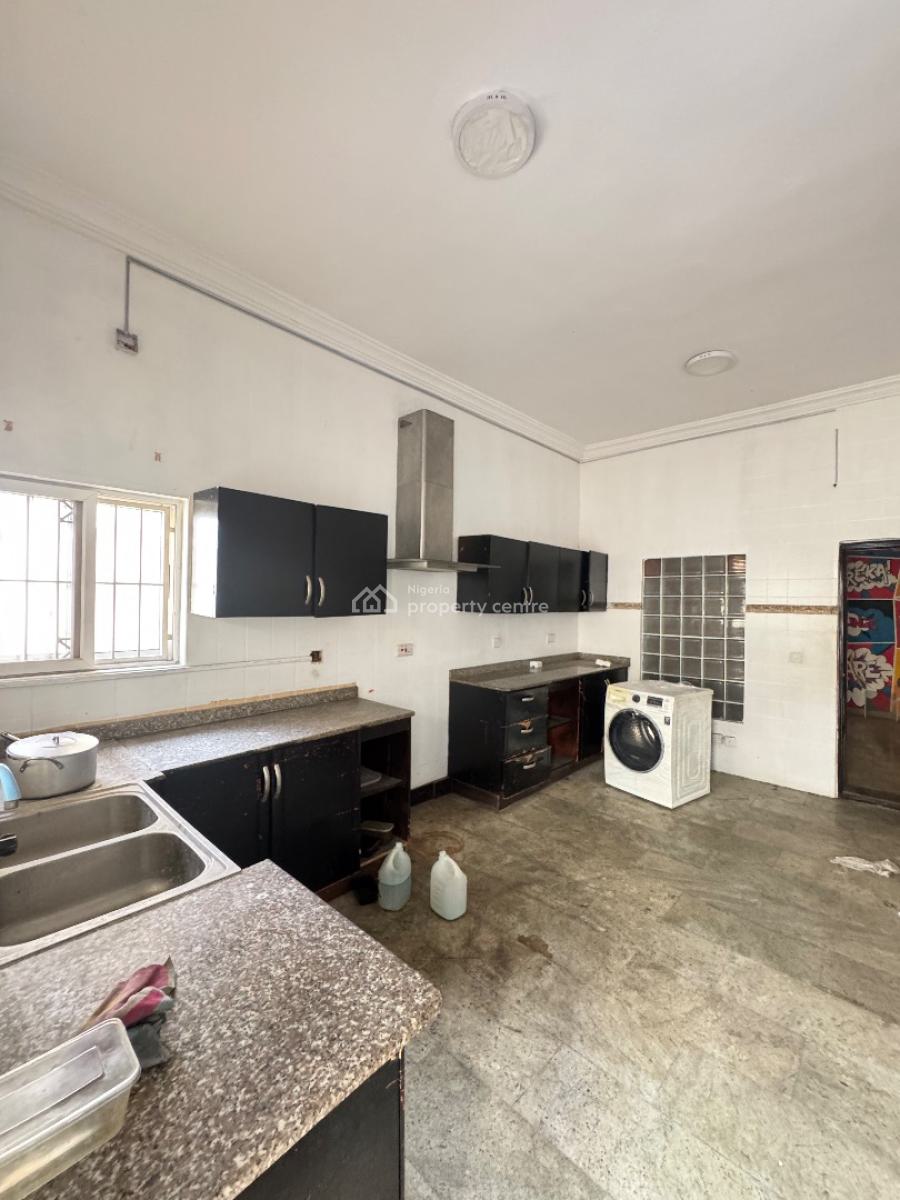 Four (4) Bedroom Semi Detached Duplex, Lekki Phase 1, Lekki, Lagos, Semi-detached Duplex for Rent
