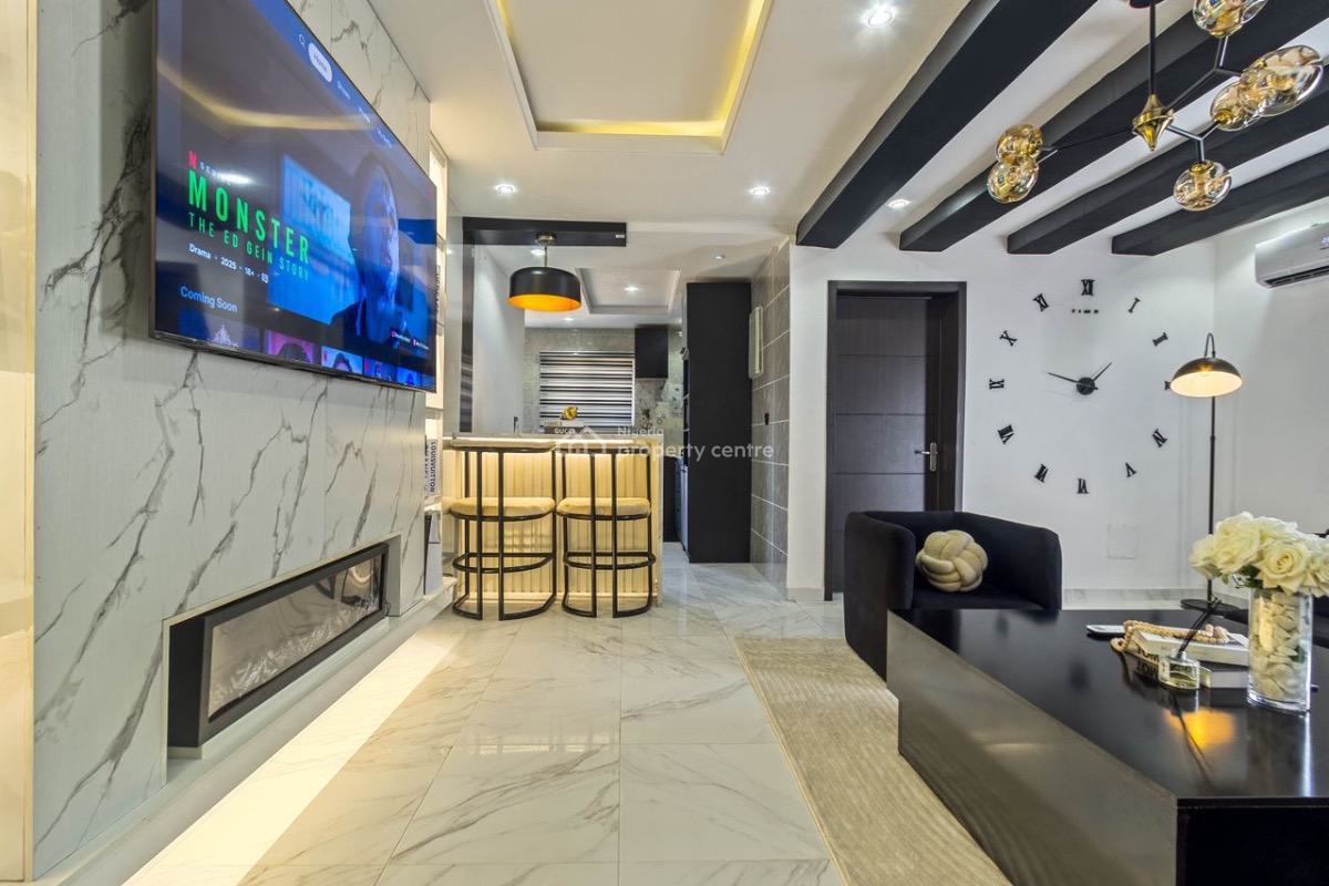 Noir & Blanc   *a Spacious Luxury 1 Bedroom with Ps5, 2 Balconies &, Lekki-freedom Way, Lekki Phase 1, Lekki, Lagos, Detached Duplex Short Let