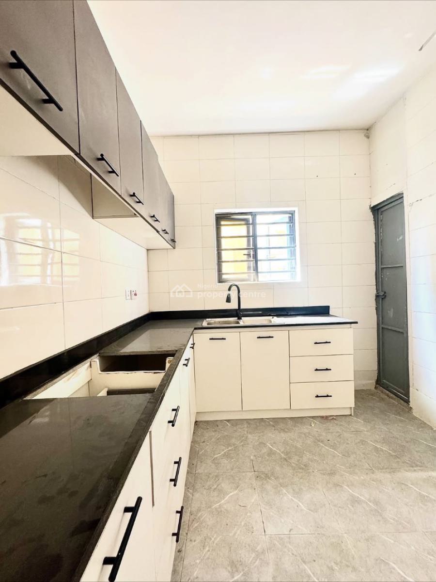 Tastefully Finished 2 Bedroom Apartment, Ologolo, Lekki, Lagos, Flat / Apartment for Sale