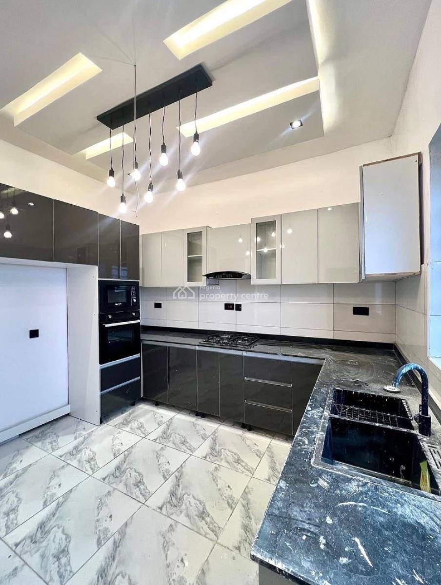 Contemporary 2 Bedroom Apartment, Ikate Elegushi, Lekki, Lagos, Flat / Apartment for Sale