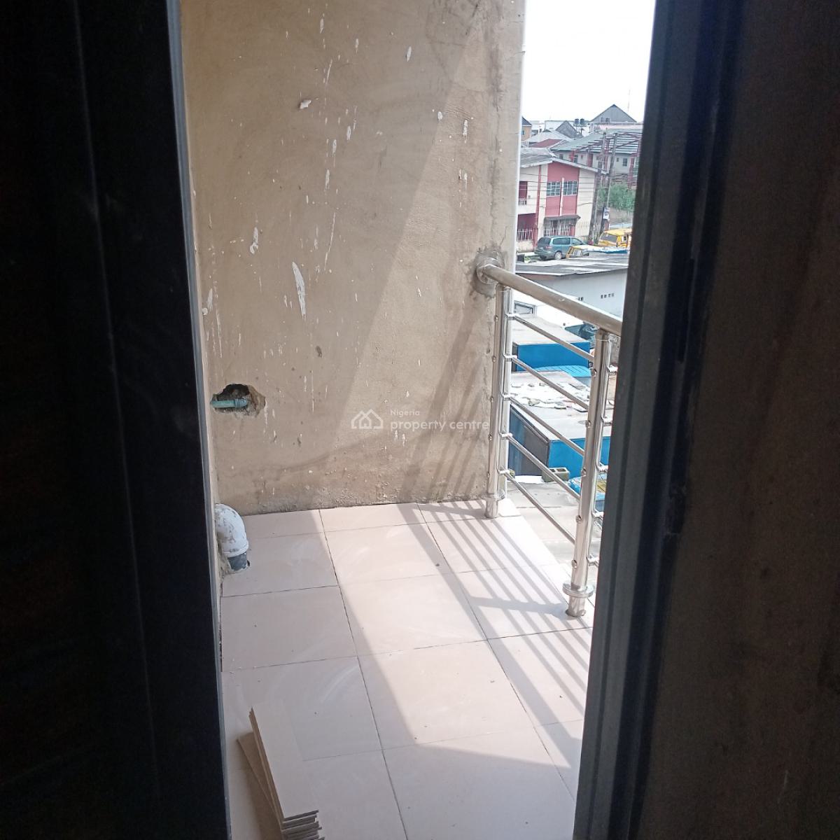 Mini Flat, Pedro, Gbagada, Lagos, Mini Flat (room and Parlour) for Rent