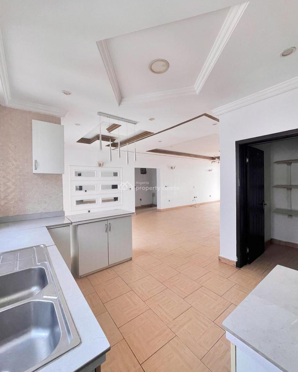 Well Maintained 2 Bedrooms Flat, New Road, By Chevron, Lekki, Lagos, Flat / Apartment for Sale