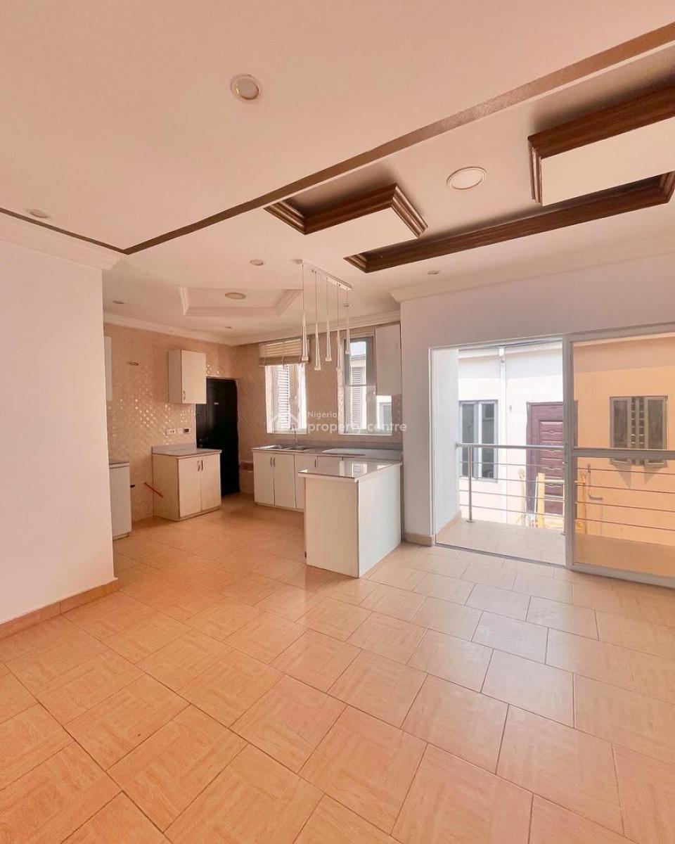 Well Maintained 2 Bedrooms Flat, New Road, By Chevron, Lekki, Lagos, Flat / Apartment for Sale