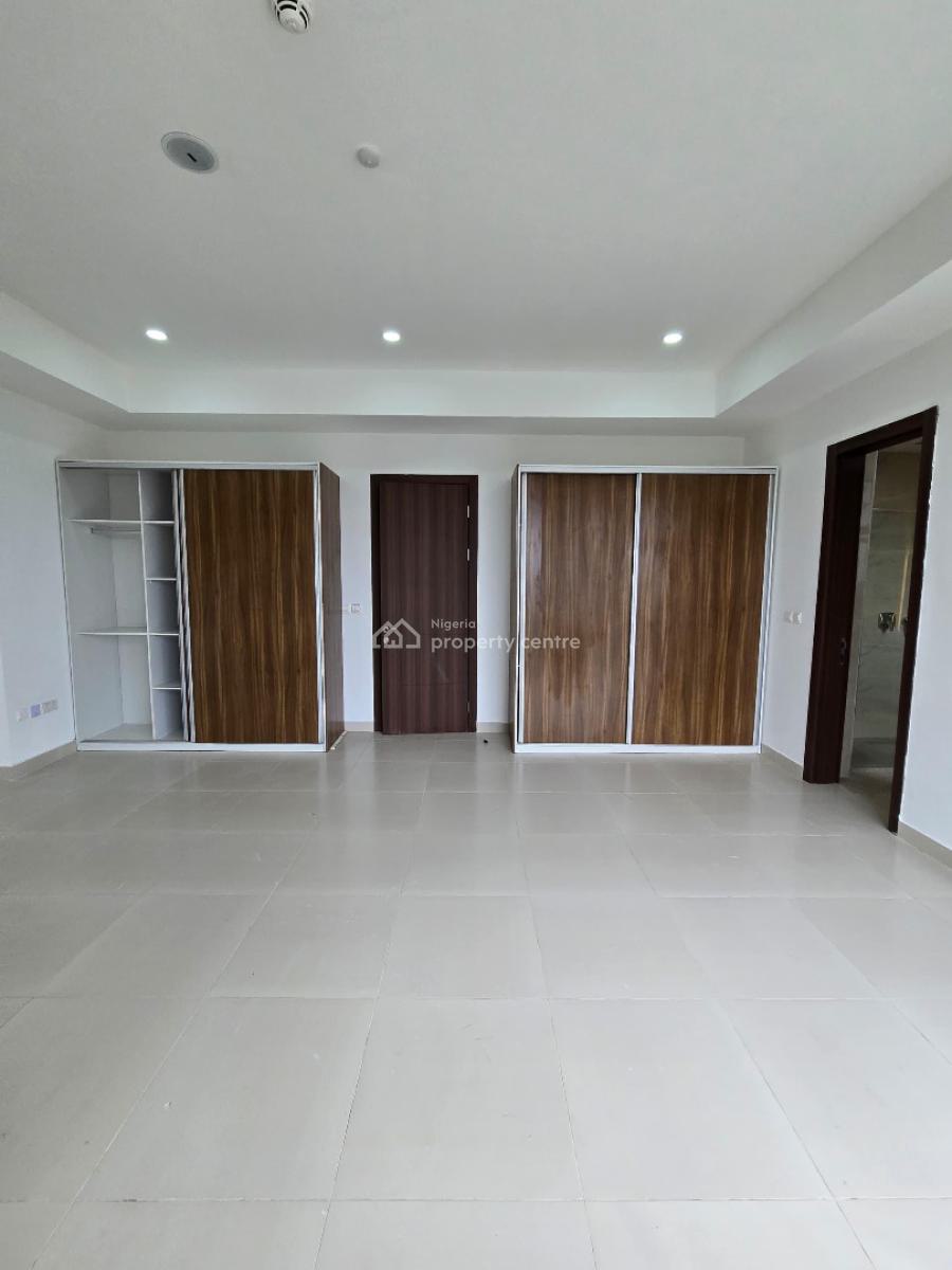 Luxurious and Spacious 3 Bedroom with a Bq in a Serene Environment, Lekki Phase 1, Lekki, Lagos, Flat / Apartment for Sale