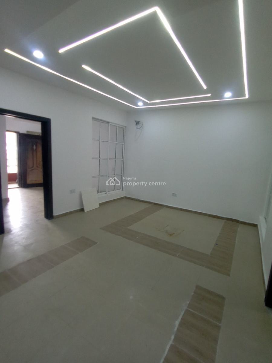 2 Bedroom Flat Upstairs, Chevron Alternative Route, Lekki, Lagos, Flat / Apartment for Rent