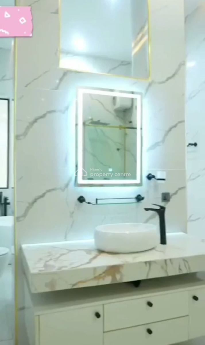 11 Bedrooms Smart Mansion + 2 Rooms Bq, Guzape District, Abuja, Detached Duplex for Sale