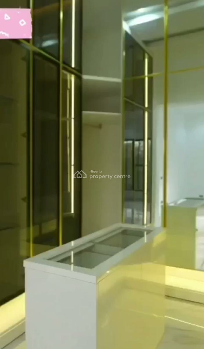 11 Bedrooms Smart Mansion + 2 Rooms Bq, Guzape District, Abuja, Detached Duplex for Sale