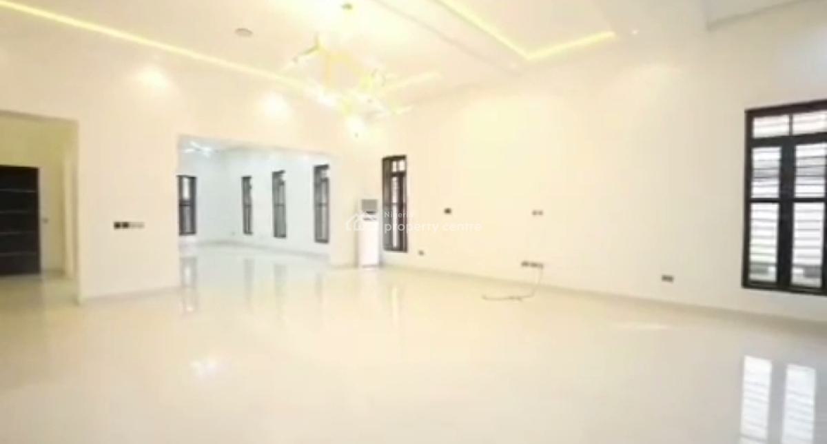 11 Bedrooms Smart Mansion + 2 Rooms Bq, Guzape District, Abuja, Detached Duplex for Sale