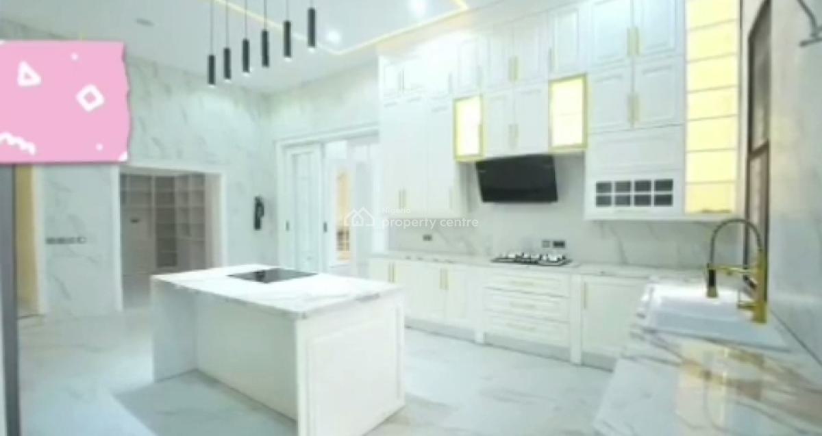 11 Bedrooms Smart Mansion + 2 Rooms Bq, Guzape District, Abuja, Detached Duplex for Sale