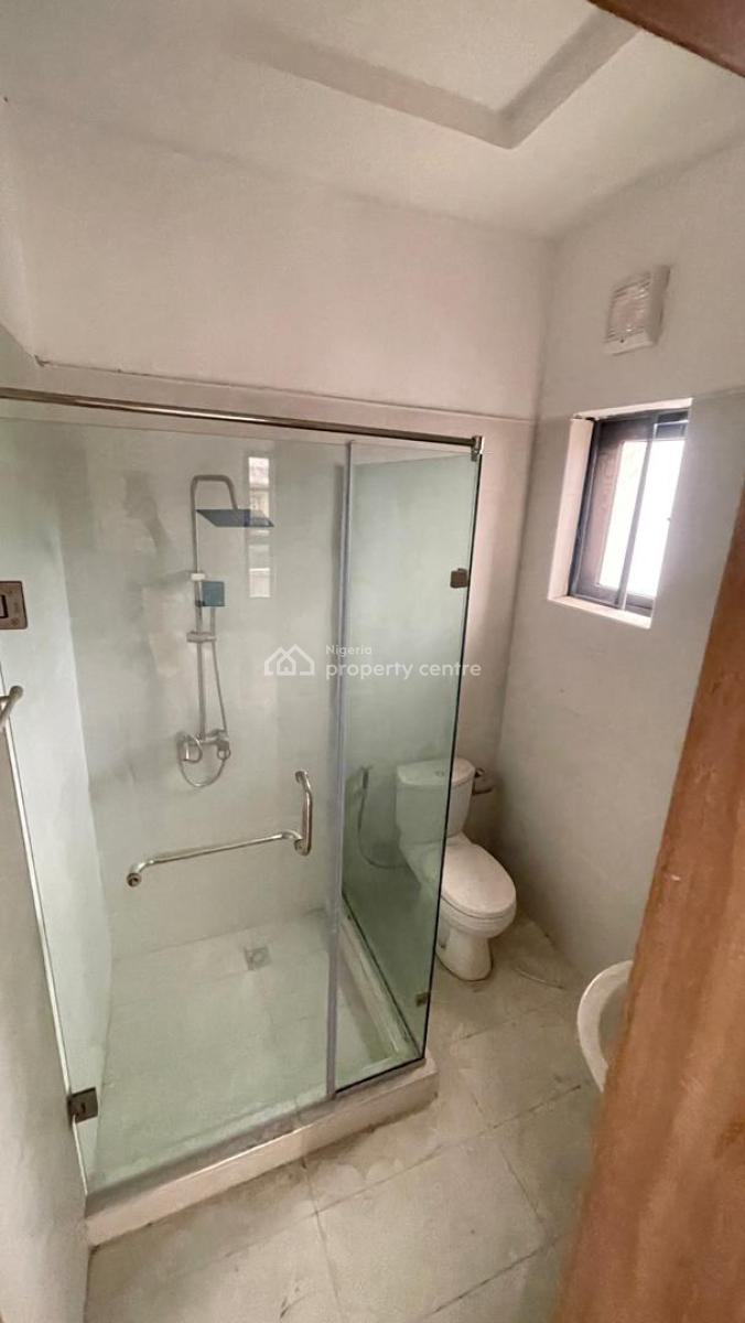 2 Bedroom Apartment on The First Floor with Bq, Swimming Pool, and Gym, Lekki Phase 1, Lekki, Lagos, Flat / Apartment for Sale