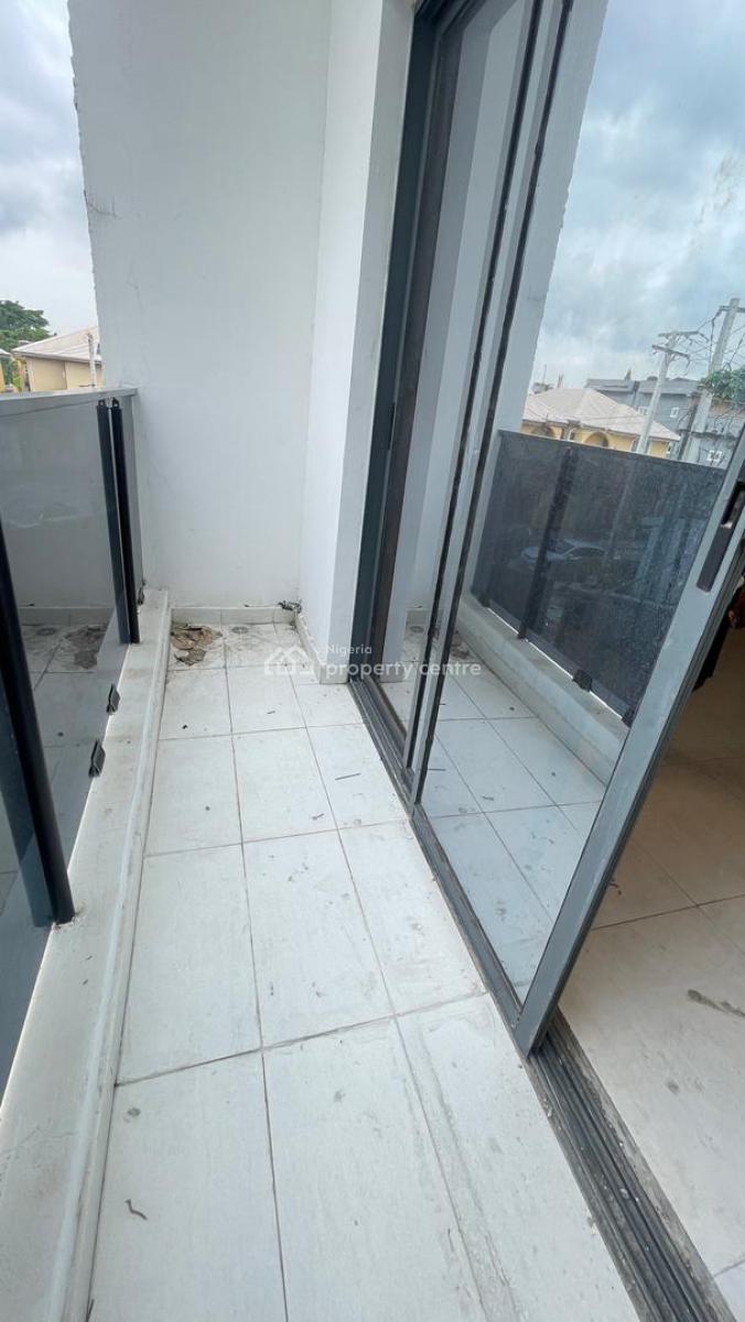 2 Bedroom Apartment on The First Floor with Bq, Swimming Pool, and Gym, Lekki Phase 1, Lekki, Lagos, Flat / Apartment for Sale