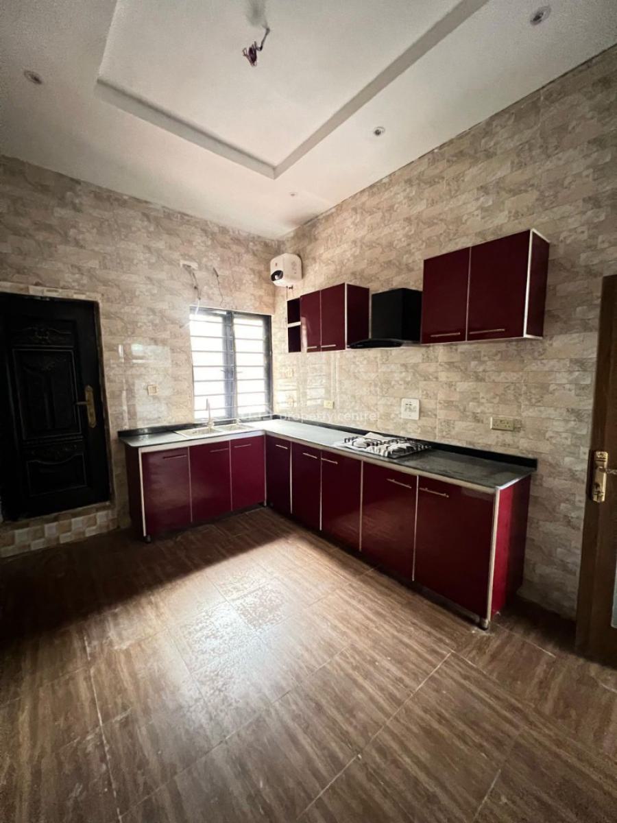 Executive 5 Bedroom Fully Detached Duplex Plus Bq in an Estate, Gra Phase 1, Magodo, Lagos, Detached Duplex for Sale