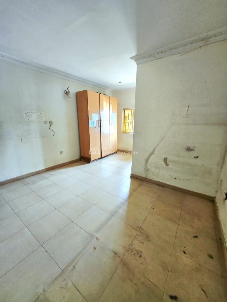 Spacious 4 Bedroom Semi-detached House, Lekki Phase 1, Lekki, Lagos, Semi-detached Duplex for Rent