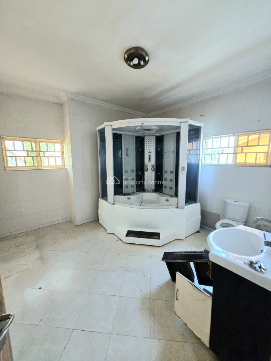 Spacious 4 Bedroom Semi-detached House, Lekki Phase 1, Lekki, Lagos, Semi-detached Duplex for Rent