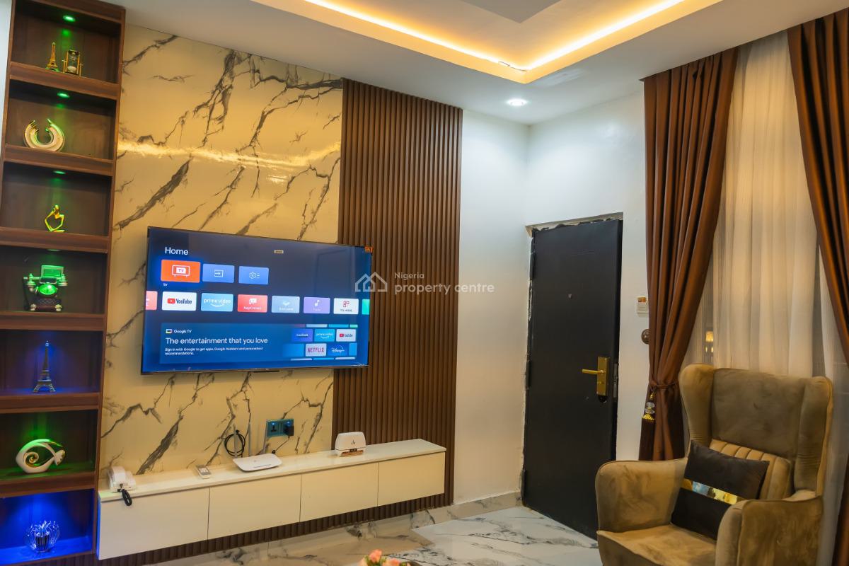 Luxury Mini Flat Fully Serviced with Wifi, 24/7 Power, 1, Demi Bright Street, Off Okoloba Street, Jakpa Road, Effurun, Uvwie, Delta, Mini Flat (room and Parlour) Short Let