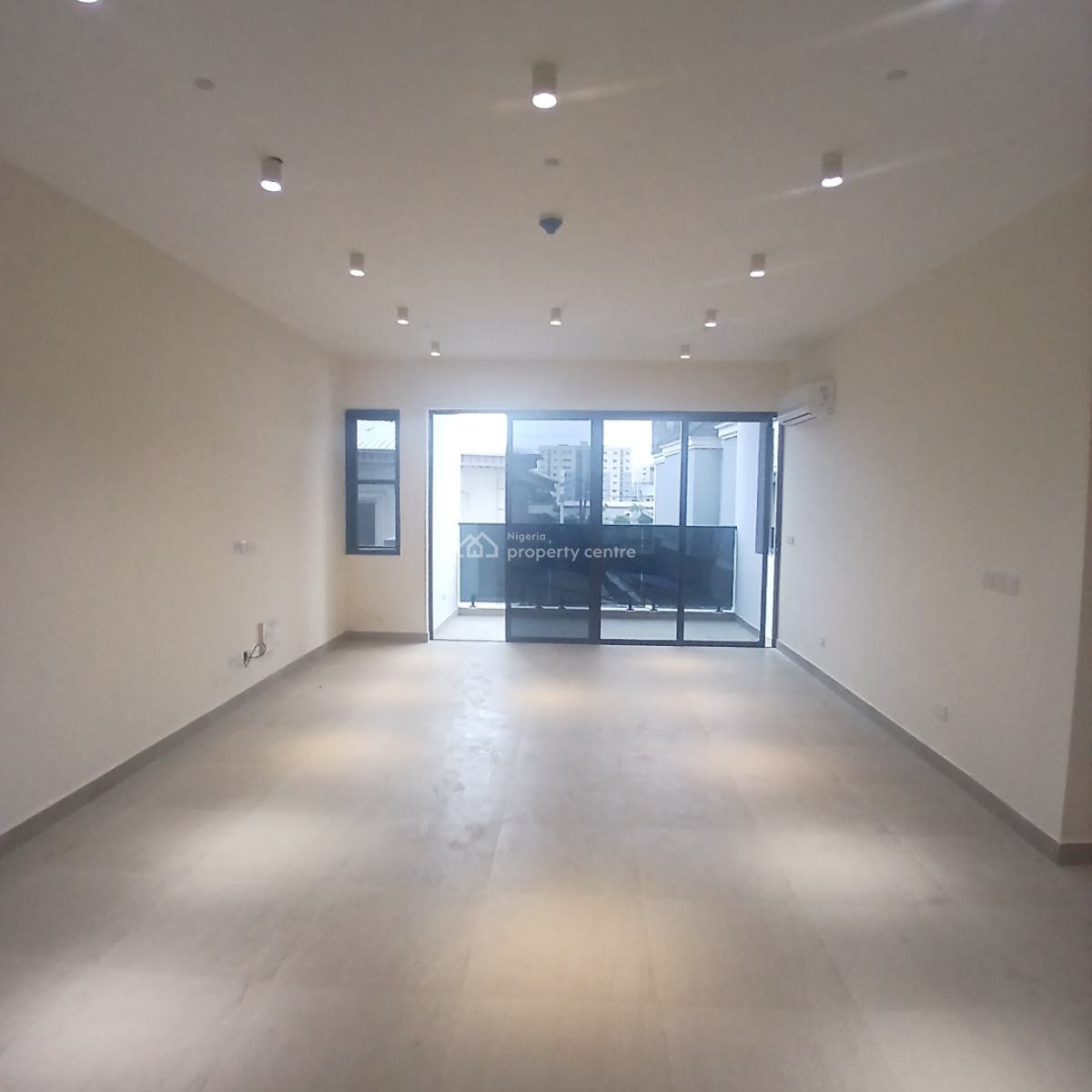 Luxury 3 Bedroom Apartment with Swimming Pool, Lekki Phase 1, Lekki, Lagos, Flat / Apartment for Sale