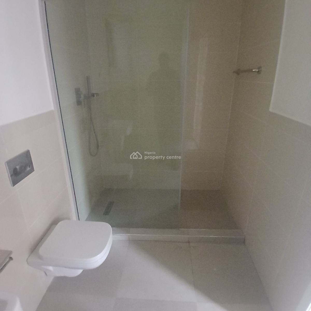 Luxury 3 Bedroom Apartment with Swimming Pool, Lekki Phase 1, Lekki, Lagos, Flat / Apartment for Sale