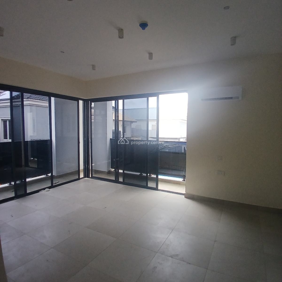 Luxury 3 Bedroom Apartment with Swimming Pool, Lekki Phase 1, Lekki, Lagos, Flat / Apartment for Sale