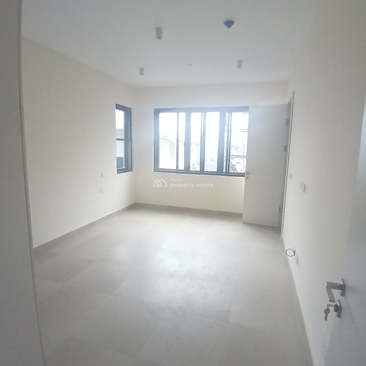 Luxury 3 Bedroom Apartment with Swimming Pool, Lekki Phase 1, Lekki, Lagos, Flat / Apartment for Sale