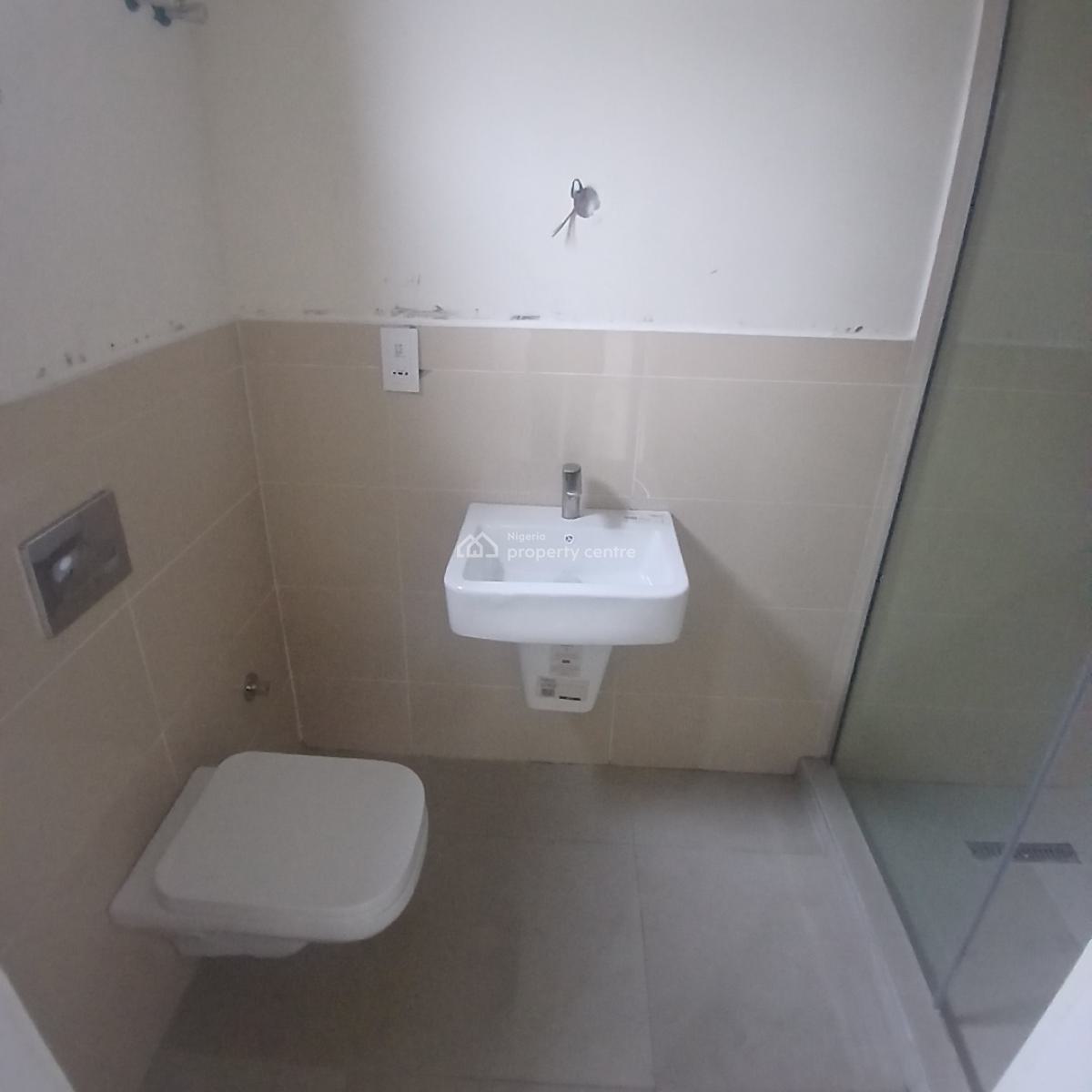 Luxury 3 Bedroom Apartment with Swimming Pool, Lekki Phase 1, Lekki, Lagos, Flat / Apartment for Sale