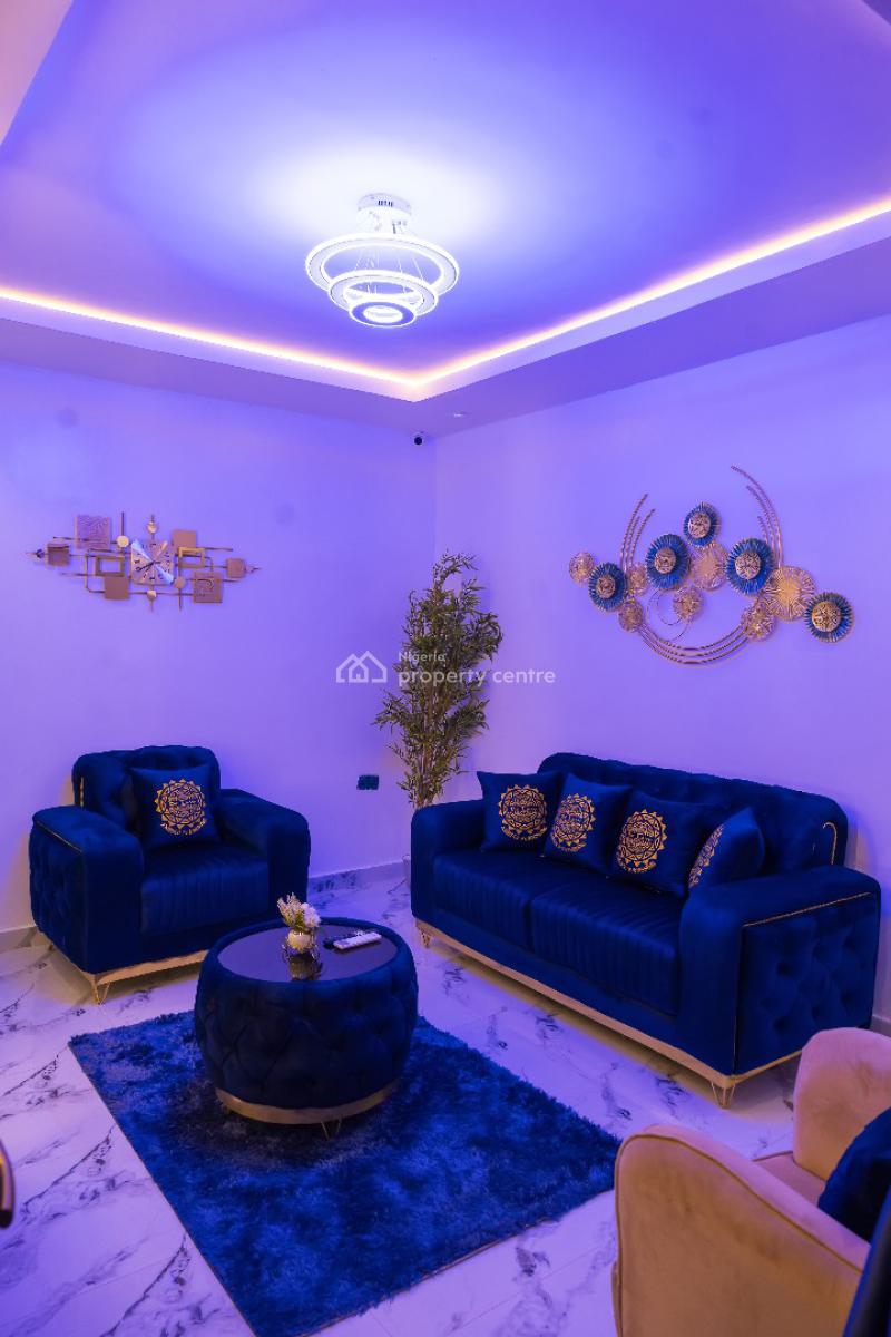 Luxury Mini Flat, 1, Demi Bright Street, Off Okoloba Street, Jakpa Road, Effurun, Uvwie, Delta, Mini Flat (room and Parlour) Short Let