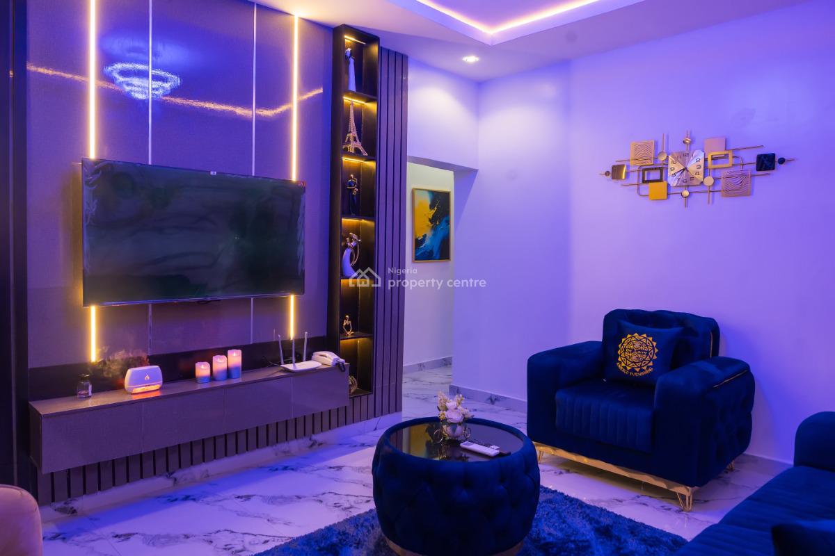 Luxury Mini Flat, 1, Demi Bright Street, Off Okoloba Street, Jakpa Road, Effurun, Uvwie, Delta, Mini Flat (room and Parlour) Short Let