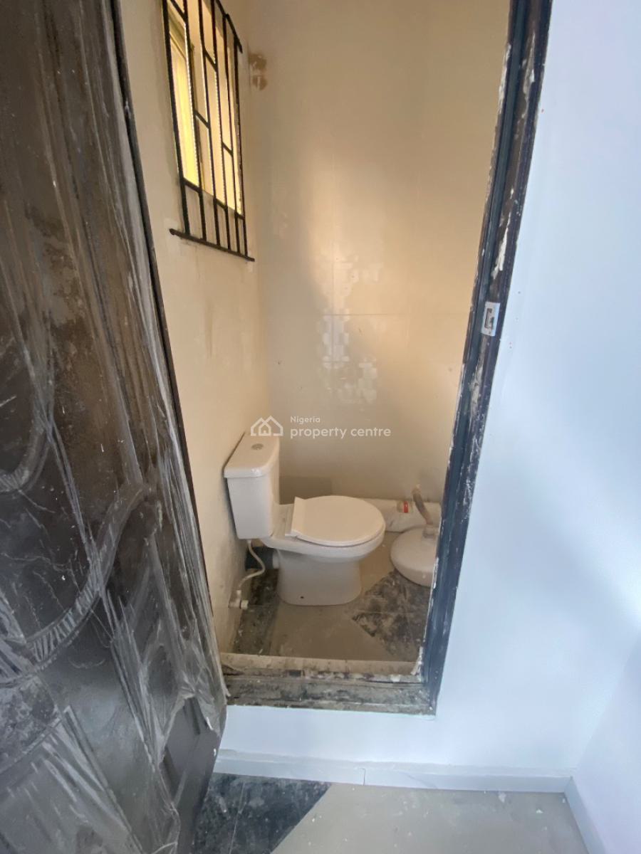 Newly Renovated Mini Flat, Osapa, Lekki, Lagos, Mini Flat (room and Parlour) for Rent