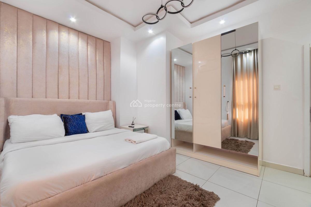 Luxurious Two Bedroom Apartment, Lekki Phase 1, Lekki, Lagos, Flat / Apartment Short Let