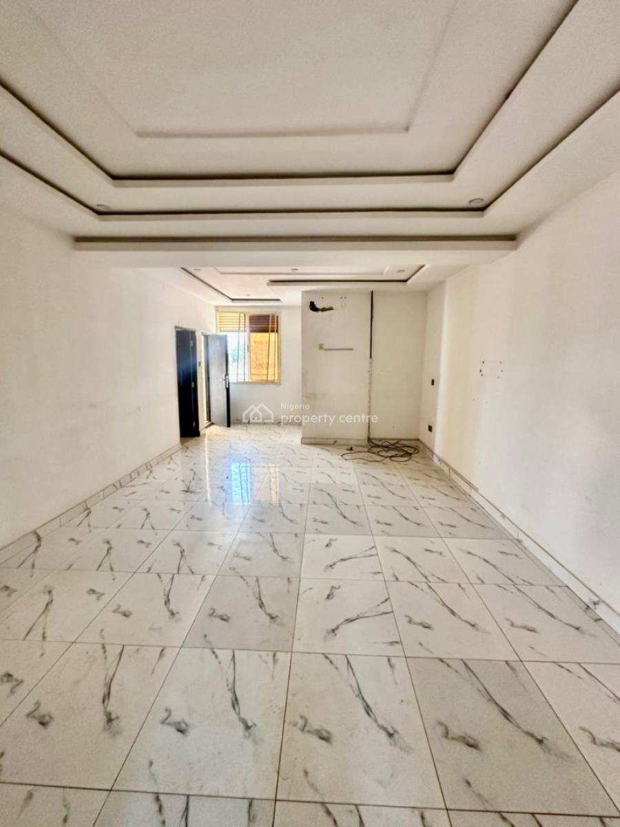 Very Massive and Spacious Three 3 Bedroom Apartment, Aquamarine Estate, Apo, Abuja, Flat / Apartment for Rent