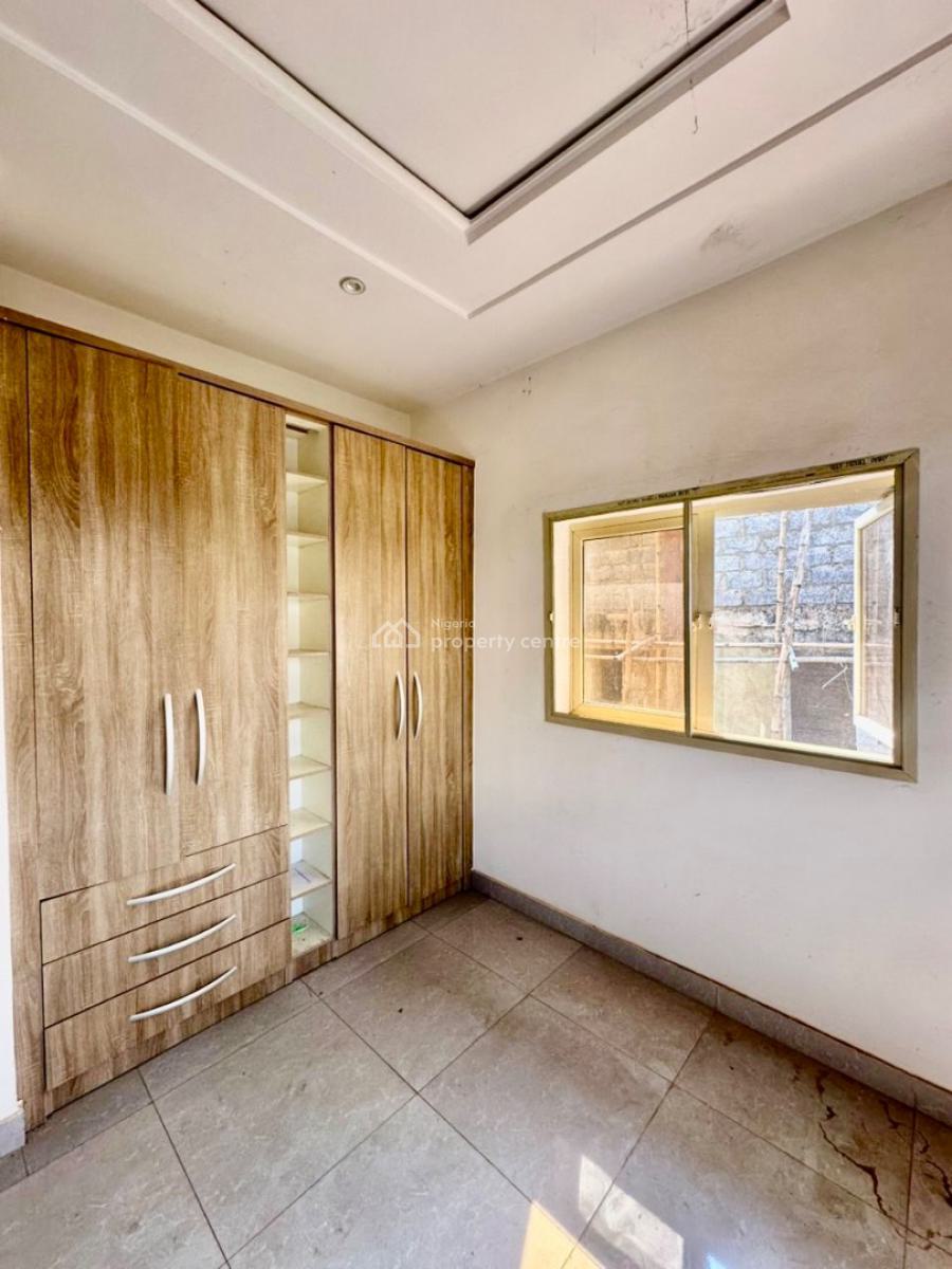Very Massive and Spacious Three 3 Bedroom Apartment, Aquamarine Estate, Apo, Abuja, Flat / Apartment for Rent