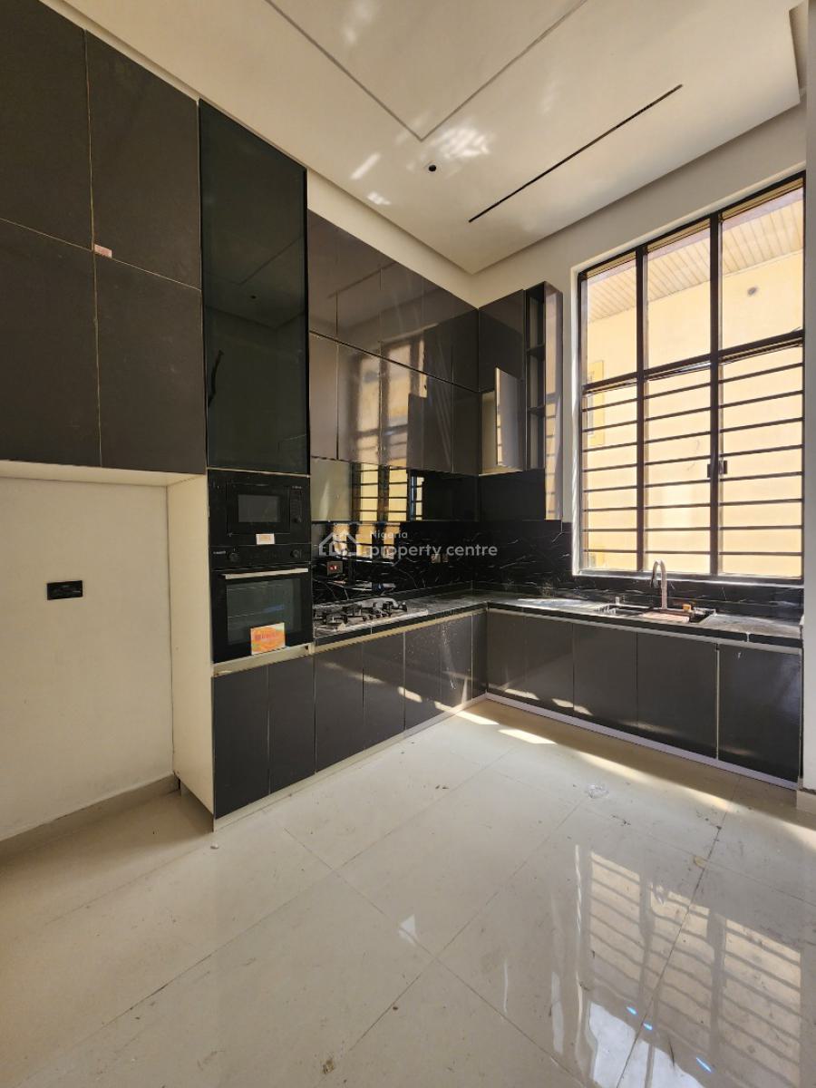 Luxury 3 Bedroom Apartment with Gym, Pool, Elavtor, Lekki Phase 1, Lekki, Lagos, Flat / Apartment for Sale