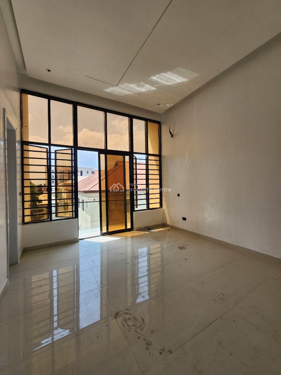 Luxury 3 Bedroom Apartment with Gym, Pool, Elavtor, Lekki Phase 1, Lekki, Lagos, Flat / Apartment for Sale